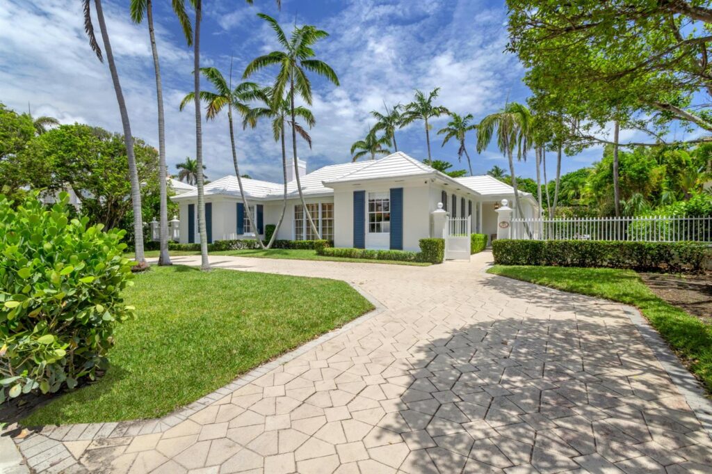 145 Clarendon Avenue, Palm Beach FL 33480