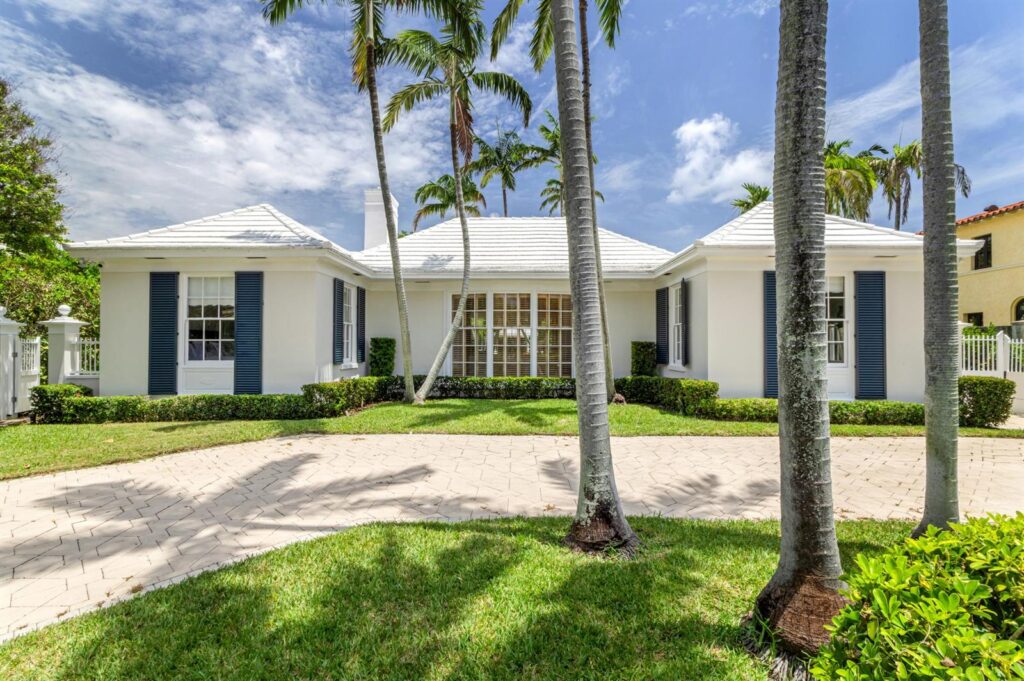 145 Clarendon Avenue, Palm Beach FL 33480