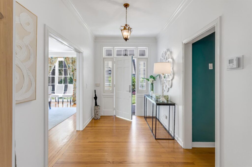 145 Clarendon Avenue, Palm Beach FL 33480