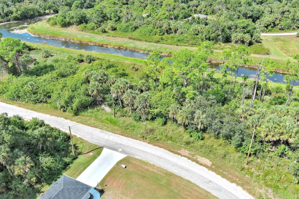 0 BLACKWOOD CIR, North Port FL 34288