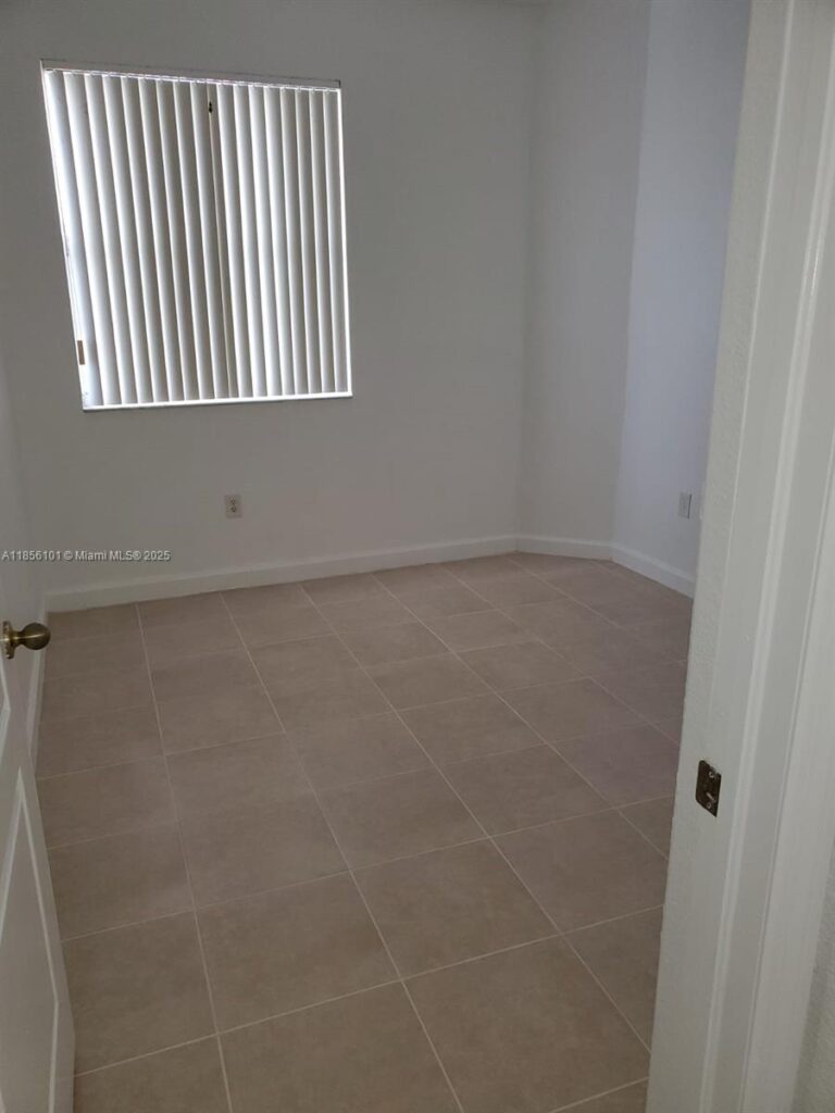 1666 SE 27 CT # 108, Florida City FL 33035
