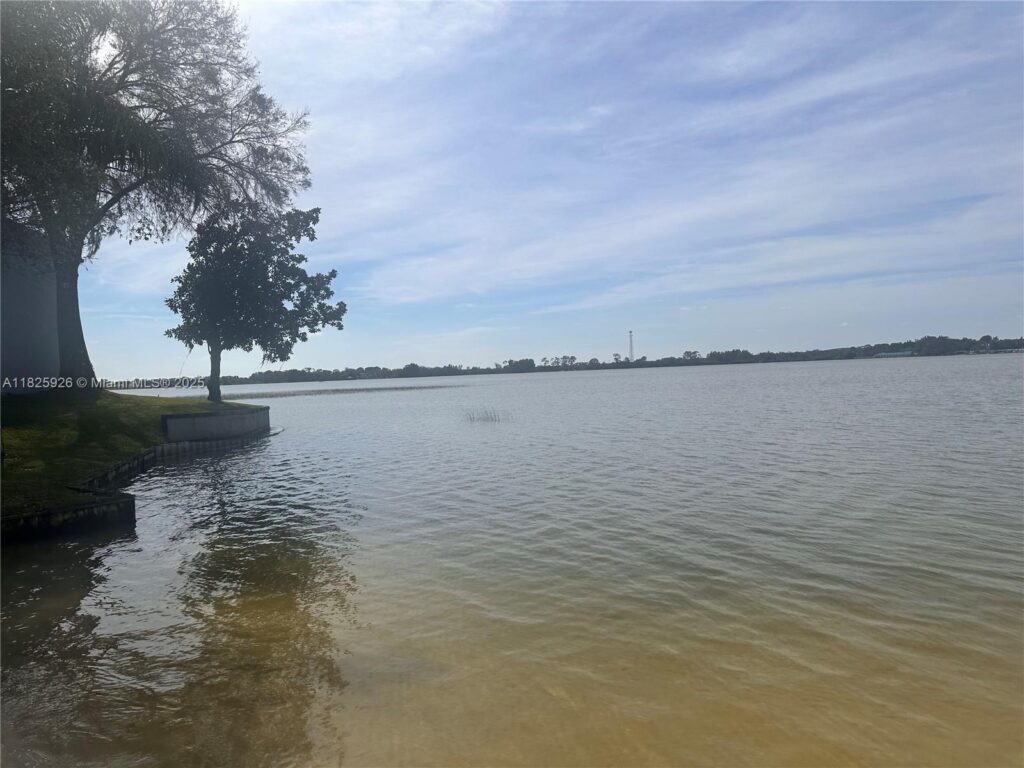 131 Blue Moon Avenue, Lake Placid FL 33852