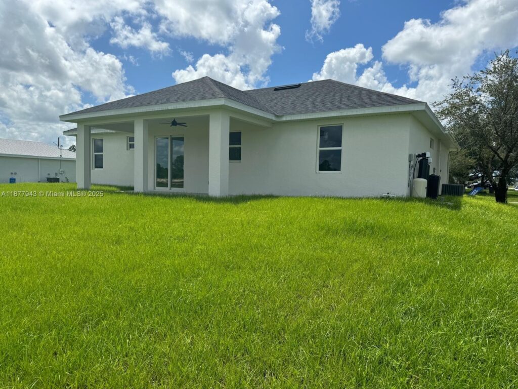 2044 Crawford Ave N, Lehigh Acres FL 33971