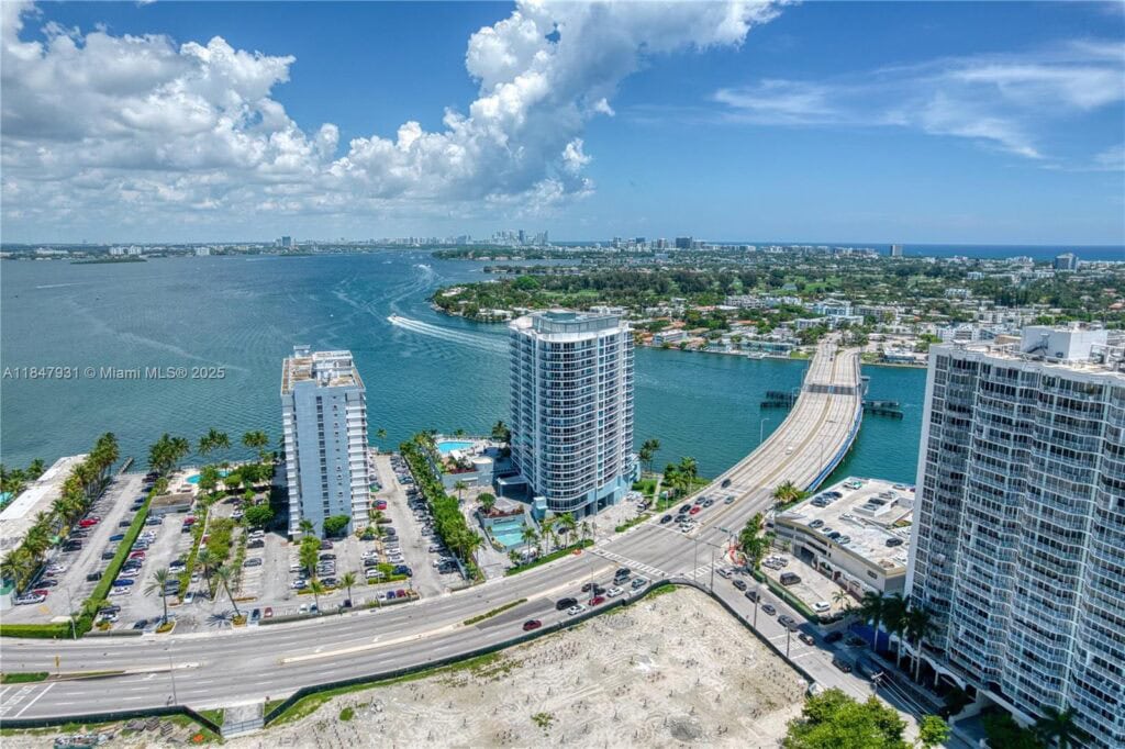 1881 79th St Cswy # 404, North Bay Village FL 33141