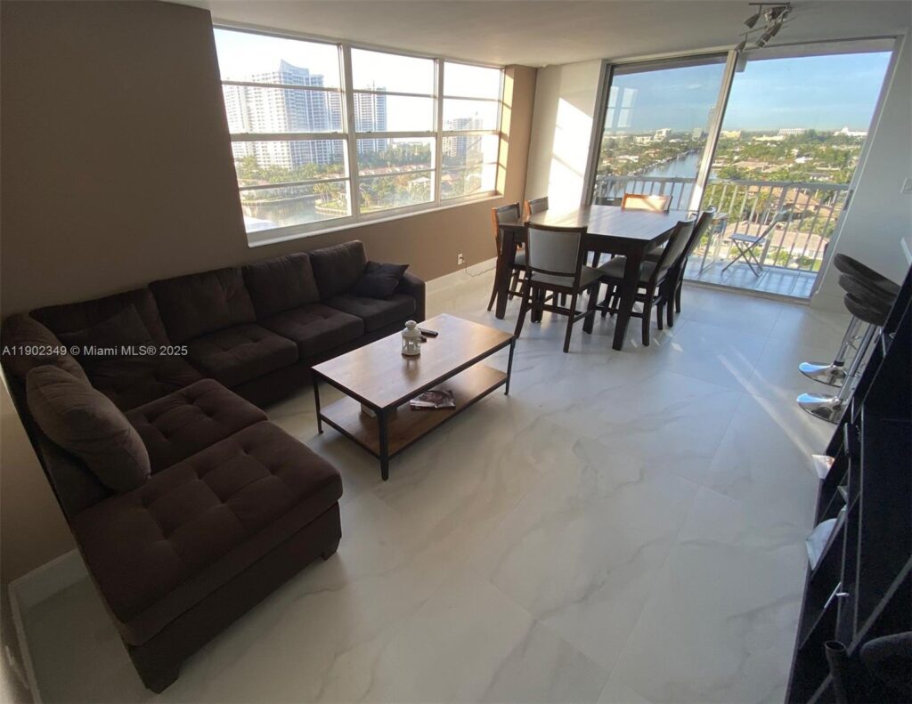 3161 S Ocean Dr # 1210, Hallandale Beach FL 33009