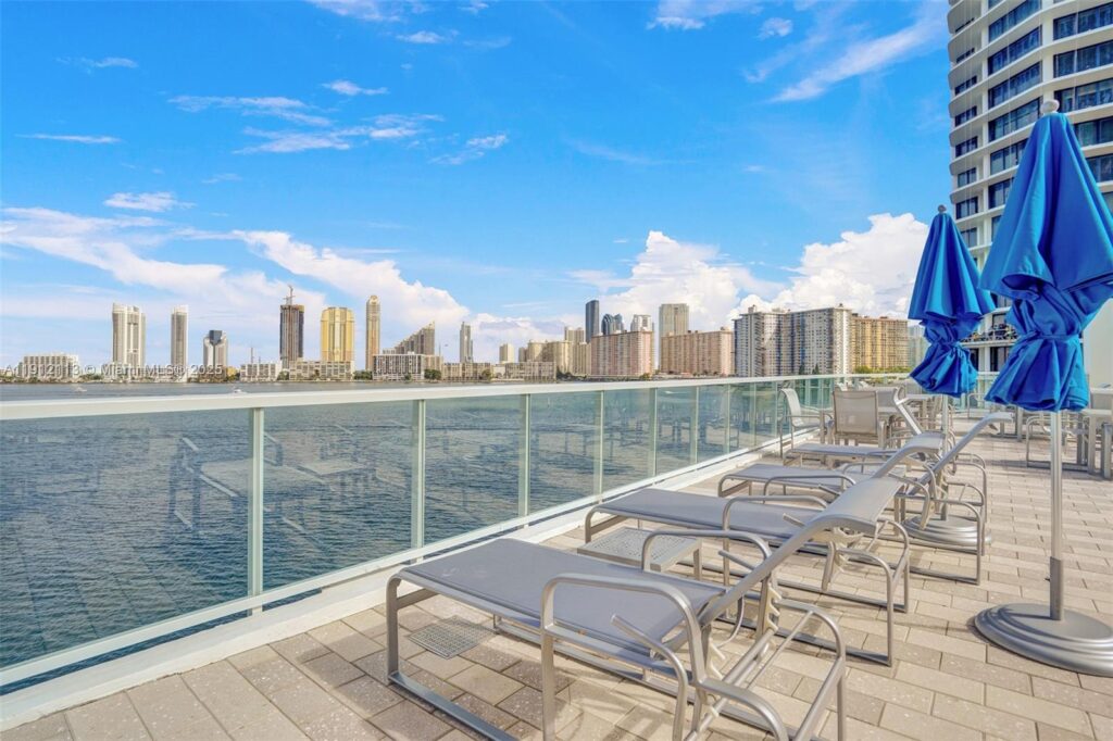 3000 Island Blvd # 903, Aventura FL 33160