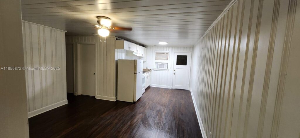 2105 FRANKLIN, Fort Myers FL 33901
