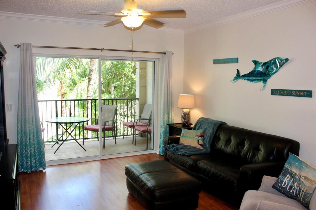 3302 Tuscany Way, Boynton Beach FL 33435