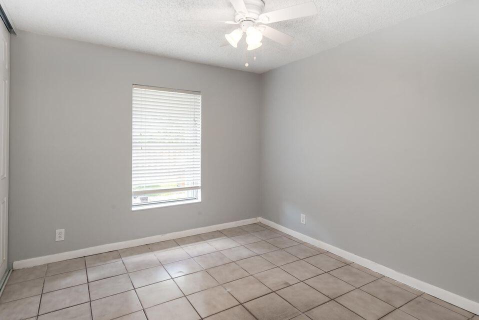5692 SW Stonington Way SW # 5692, Lake Worth FL 33463