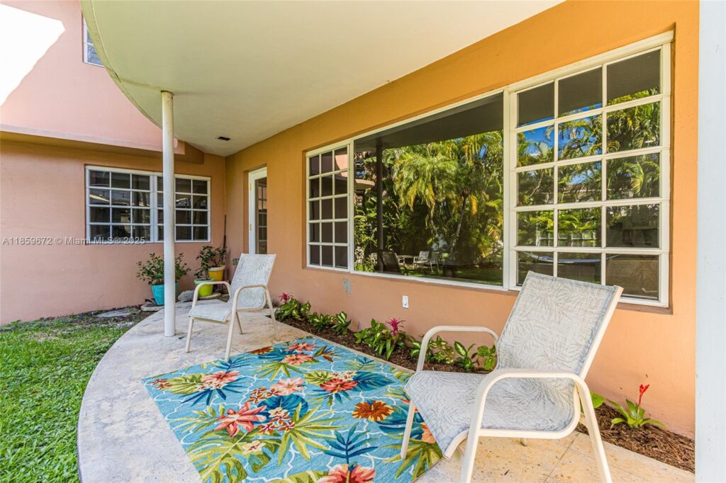 60 Park Dr # C, Bal Harbour FL 33154