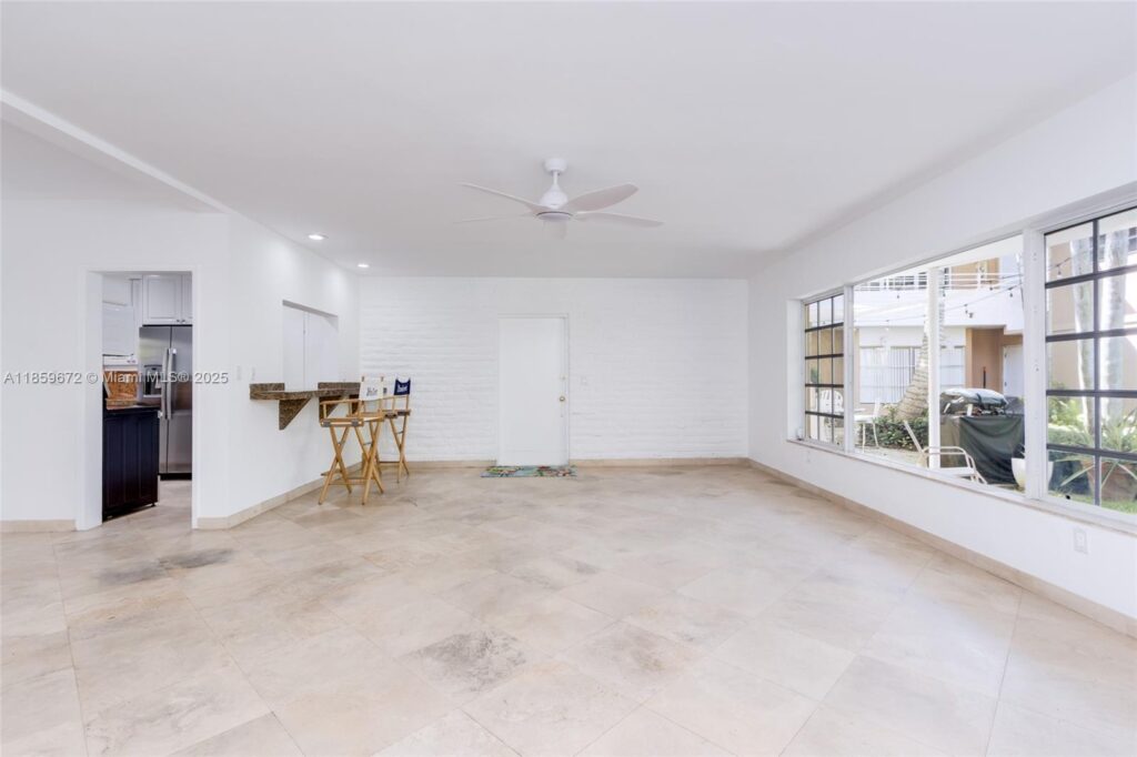 60 Park Dr # C, Bal Harbour FL 33154