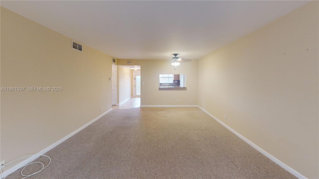 9301 Sunrise Lakes Blvd # 303, Sunrise FL 33322
