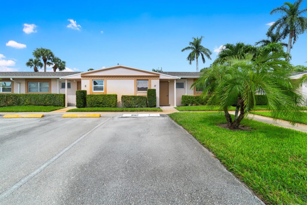 2567 Dudley Drive W # F, West Palm Beach FL 33415