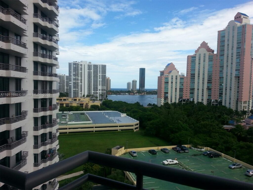 , Aventura FL 33180