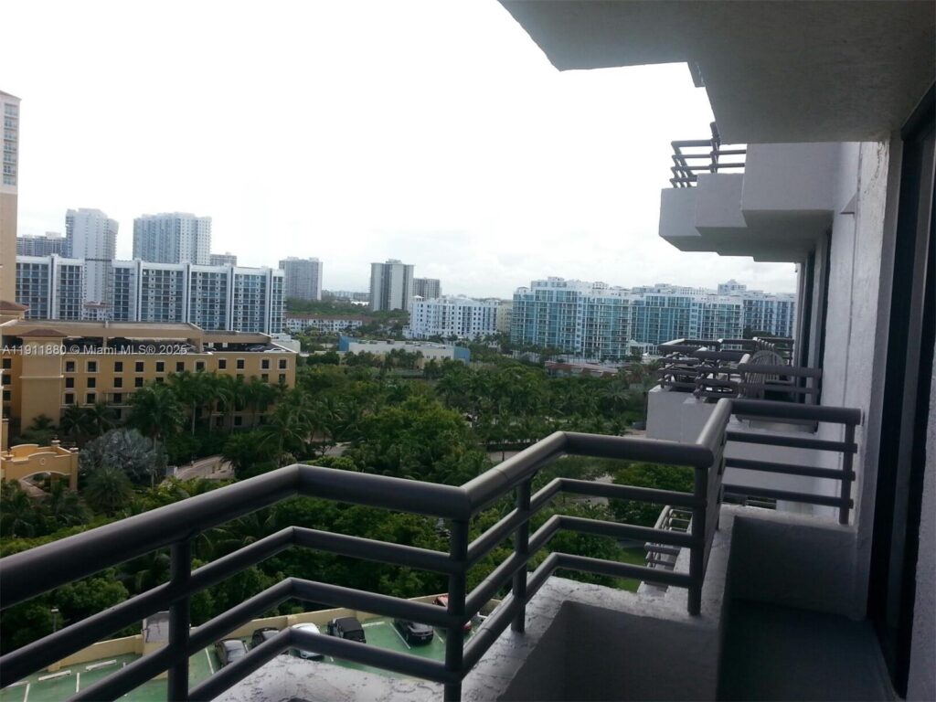 , Aventura FL 33180