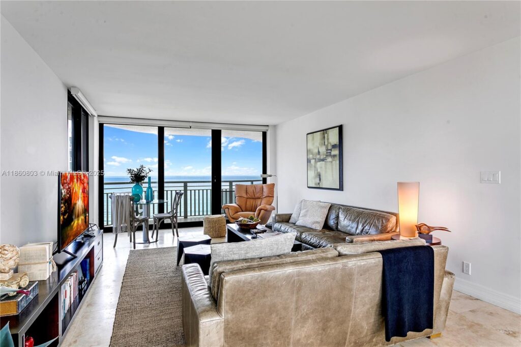 3000 N Ocean Dr # 20A, Riviera Beach FL 33404