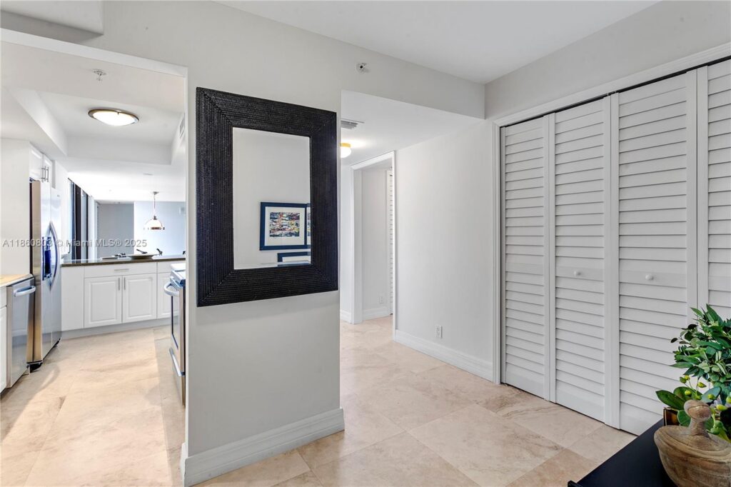3000 N Ocean Dr # 20A, Riviera Beach FL 33404