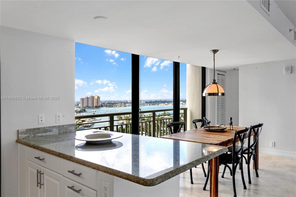 3000 N Ocean Dr # 20A, Riviera Beach FL 33404