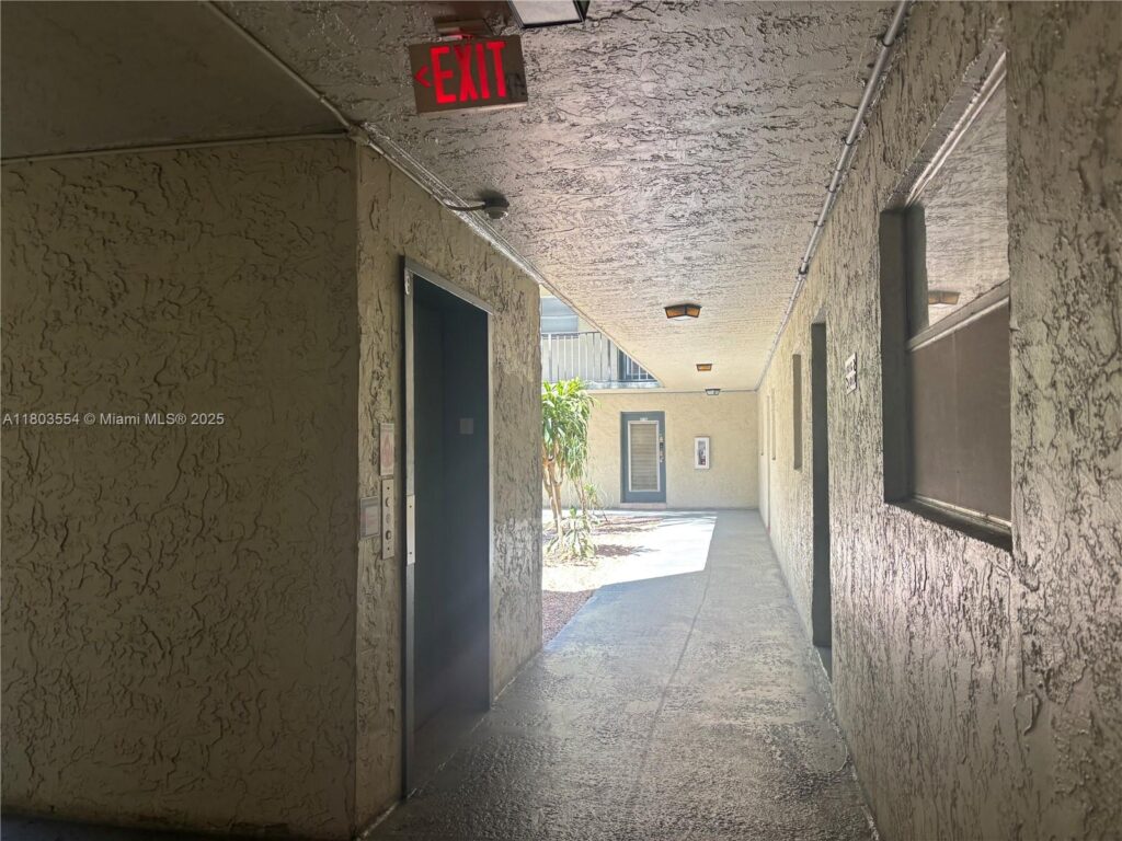 1820 N 81st Ave # 3310, North Lauderdale FL 33068