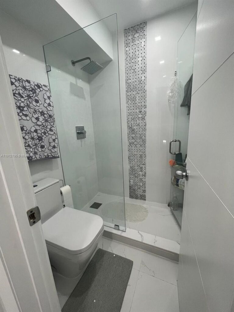 20400 W Country Club Dr # 615, Aventura FL 33180