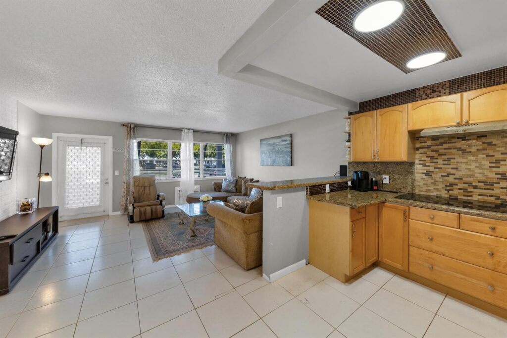5 Newport A, Deerfield Beach FL 33442