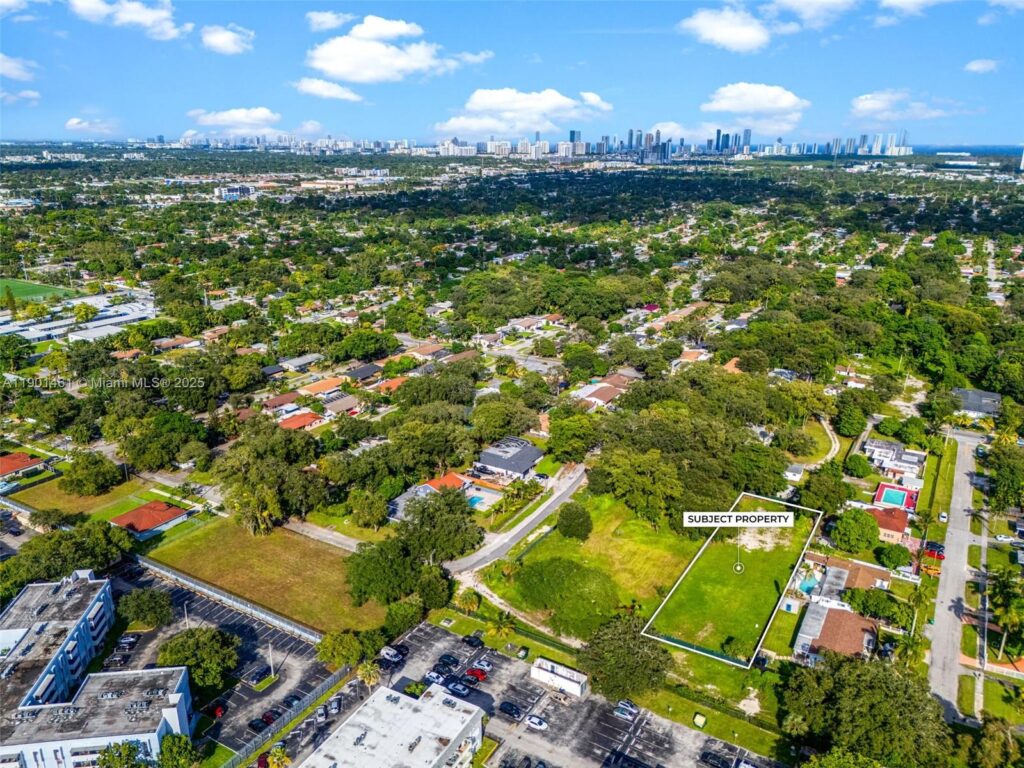 NE 8th Avenue NE 152nd Street, North Miami FL 33162