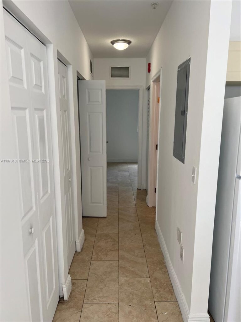 211 W 79th Pl # 302, Hialeah FL 33014