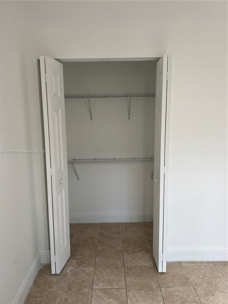 211 W 79th Pl # 302, Hialeah FL 33014