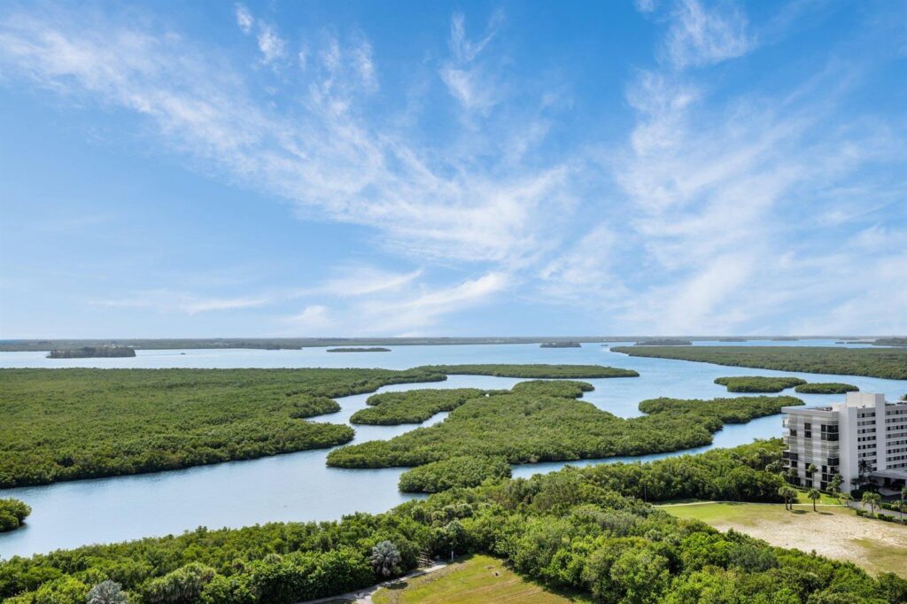 5049 N Highway A1a # 1905, Hutchinson Island FL 34949
