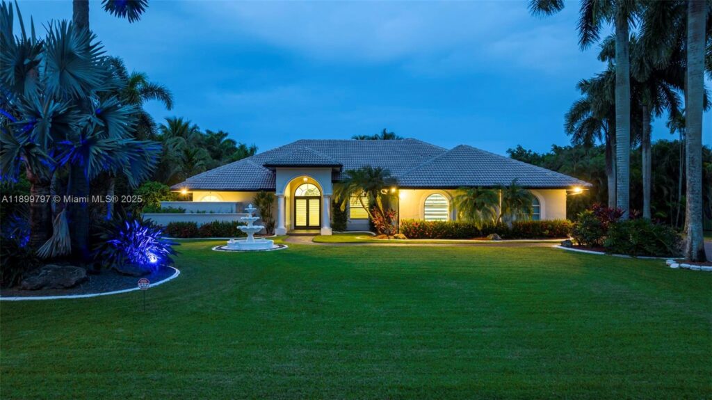 3152 SW 147th Ave, Davie FL 33330