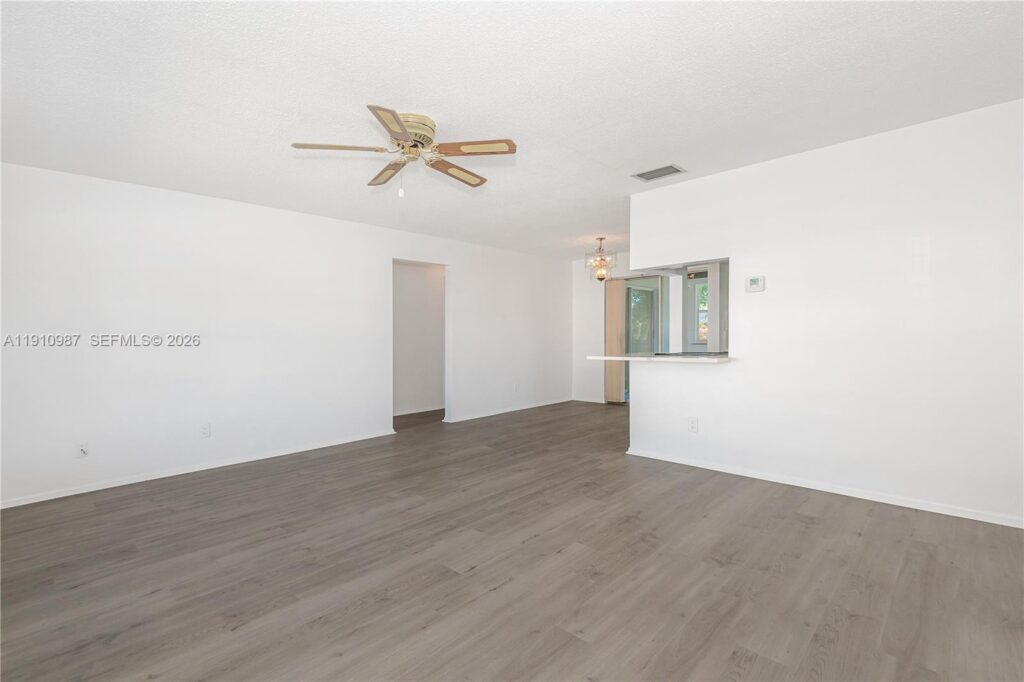 340 Leisure Blvd, Pompano Beach FL 33064