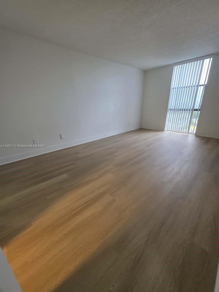 13499 Biscayne Blvd # 811, North Miami FL 33181