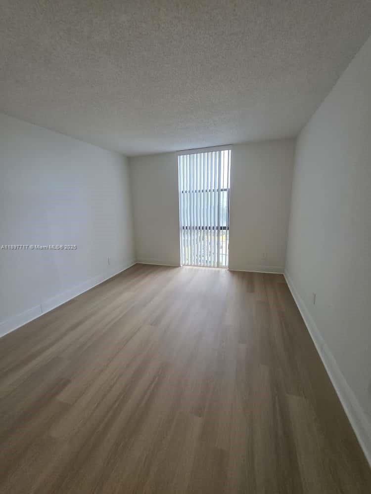 13499 Biscayne Blvd # 811, North Miami FL 33181