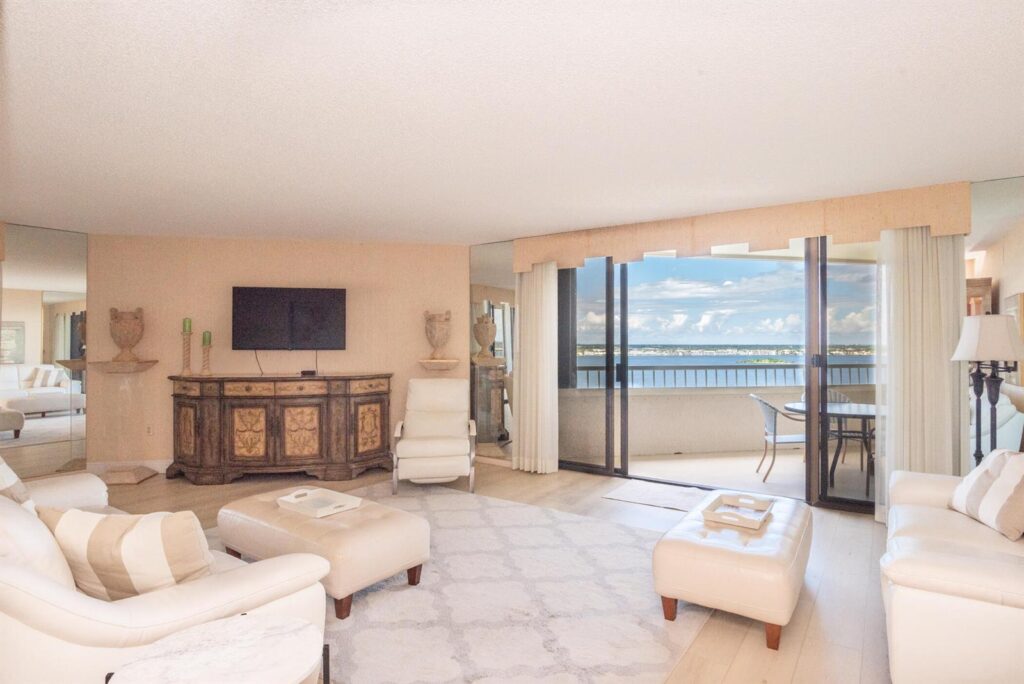 5080 N Ocean Drive # 12c, Singer Island FL 33404