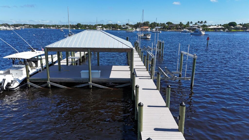 4345 SE Mulford Lane, Stuart FL 34997
