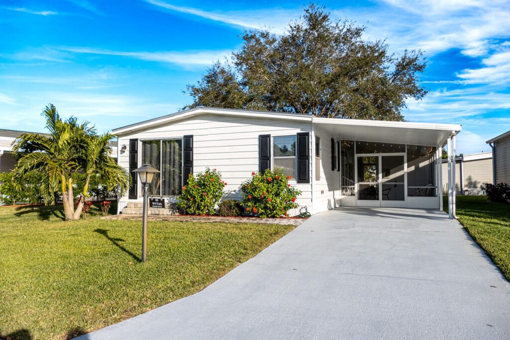 95 N North Warner Drive, Jensen Beach FL 34957