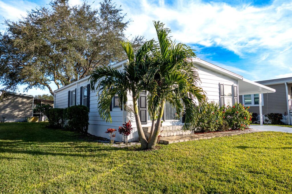 95 N North Warner Drive, Jensen Beach FL 34957