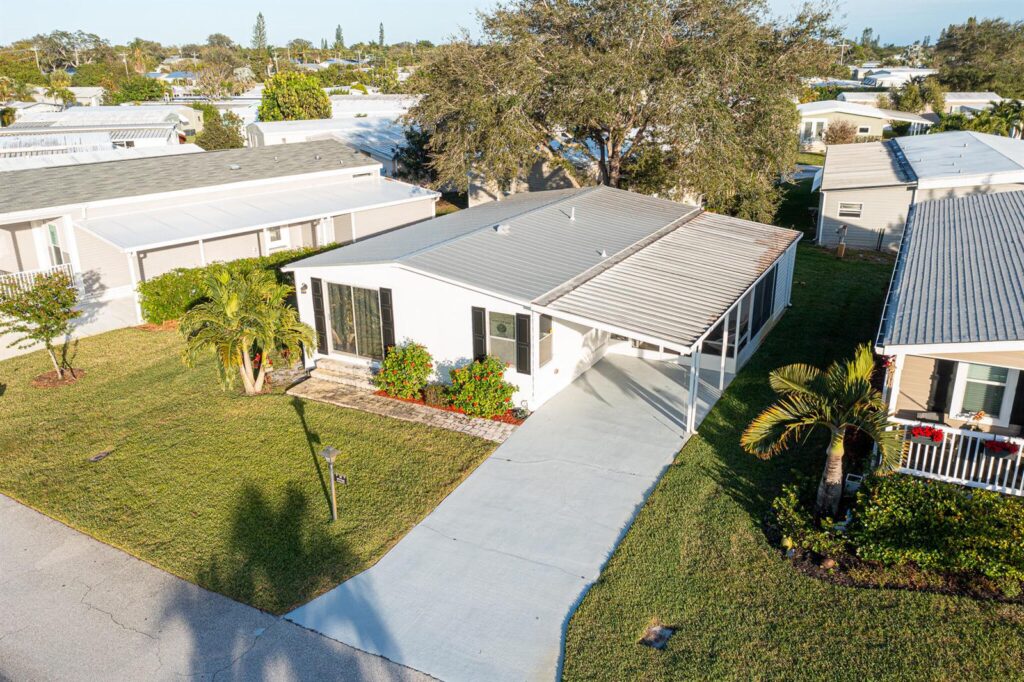 95 N North Warner Drive, Jensen Beach FL 34957