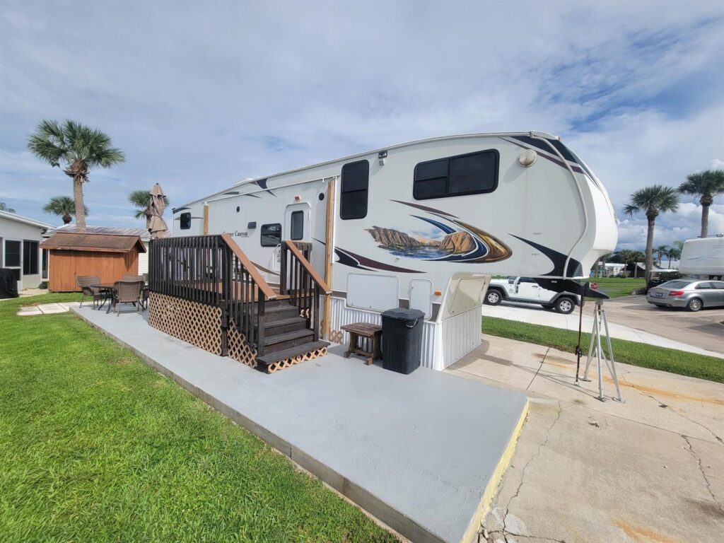 6571 SE 55th Lane, Okeechobee FL 34974