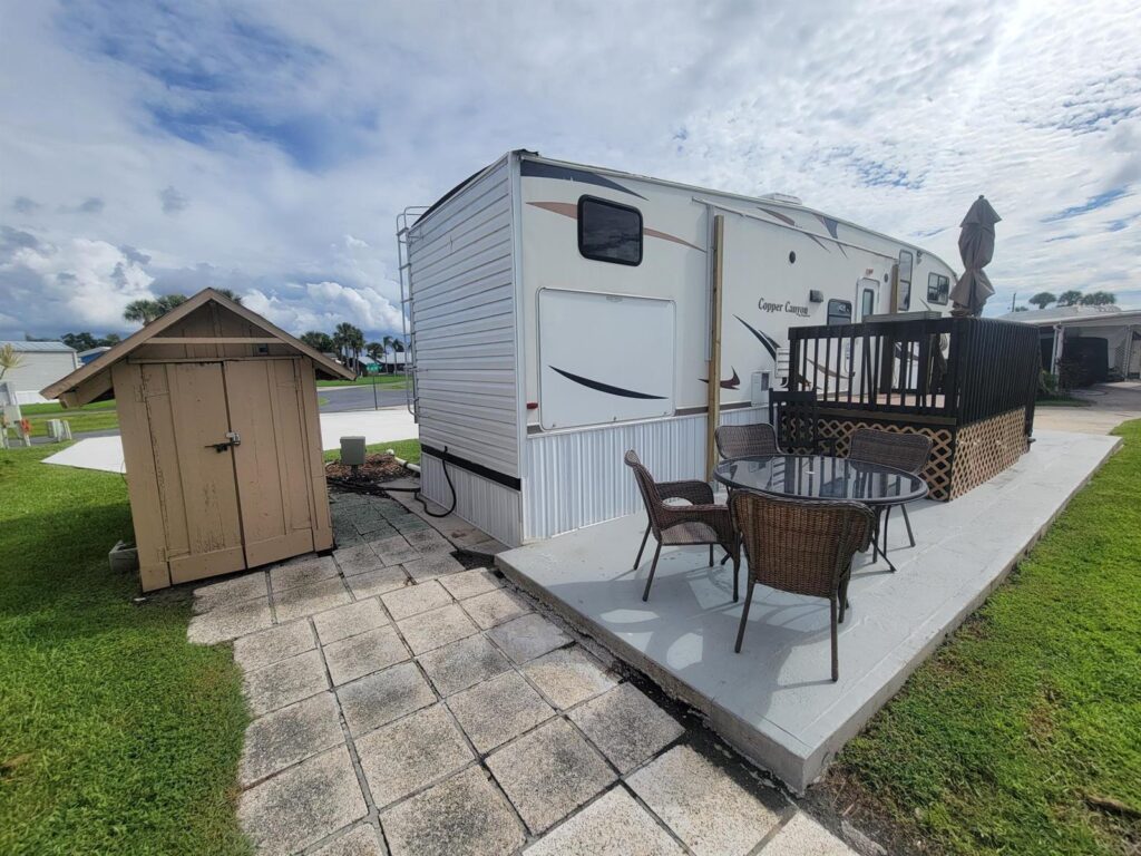 6571 SE 55th Lane, Okeechobee FL 34974