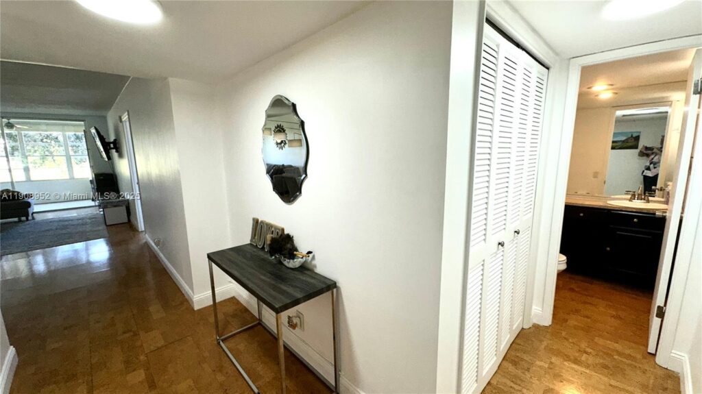 2651 S Course Dr # 307, Pompano Beach FL 33069
