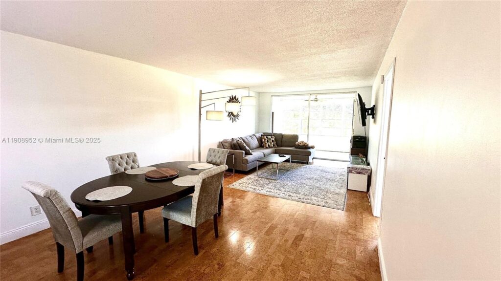 2651 S Course Dr # 307, Pompano Beach FL 33069