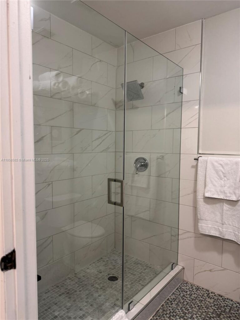 1301 Grouper Dr # A, Marathon FL 33050