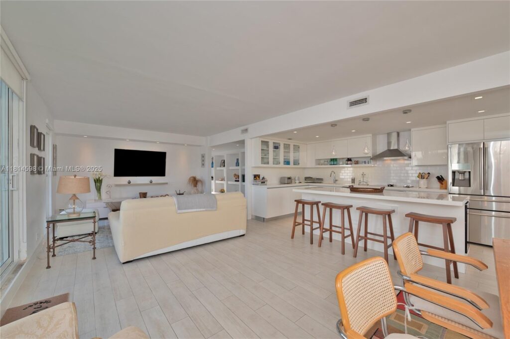 101 Crandon Blvd # 480, Key Biscayne FL 33149