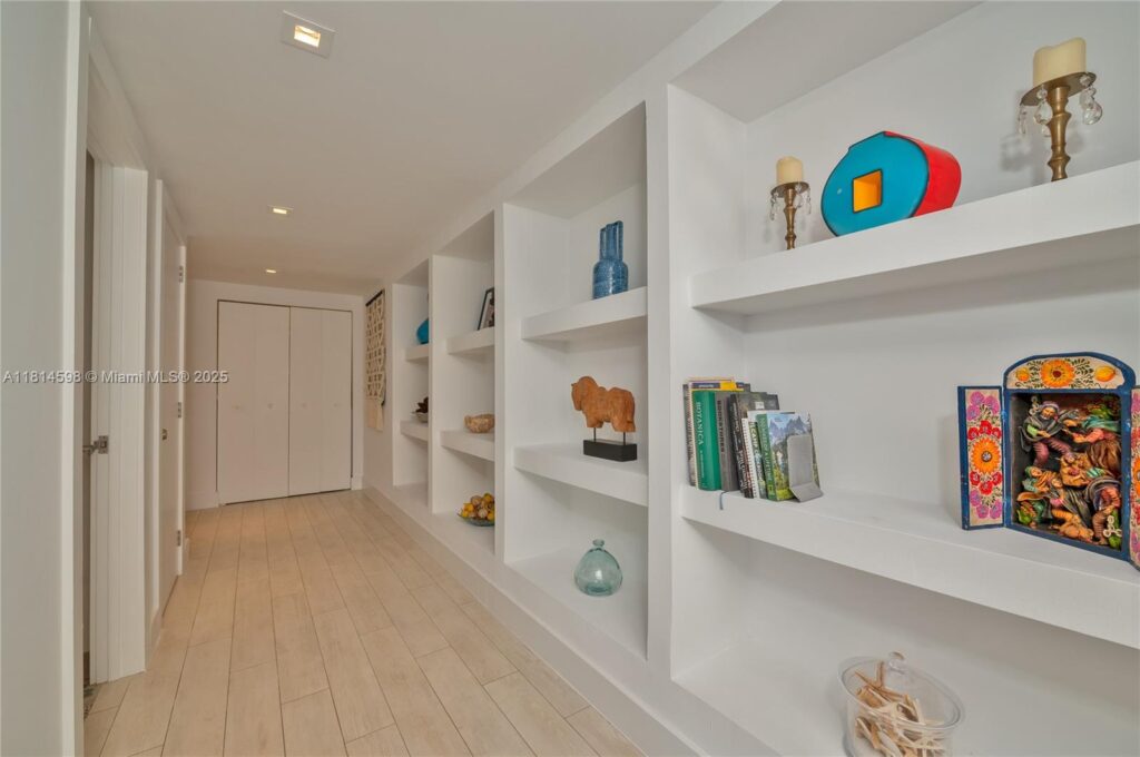 101 Crandon Blvd # 480, Key Biscayne FL 33149