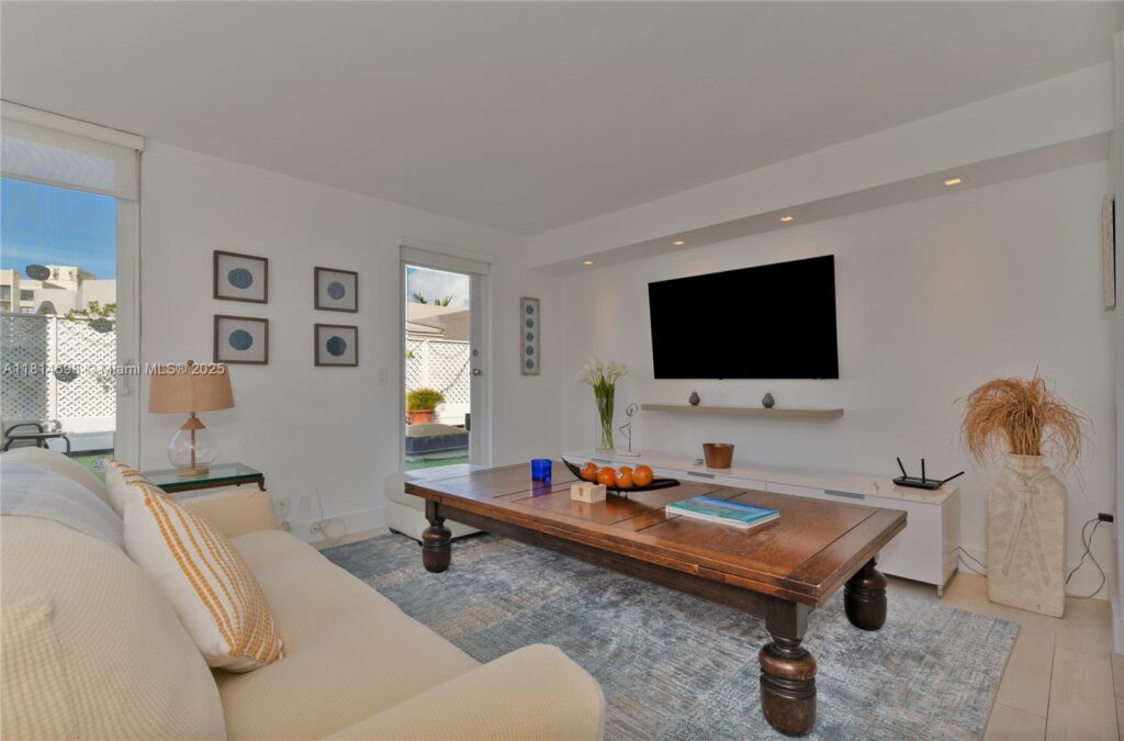 101 Crandon Blvd # 480, Key Biscayne FL 33149