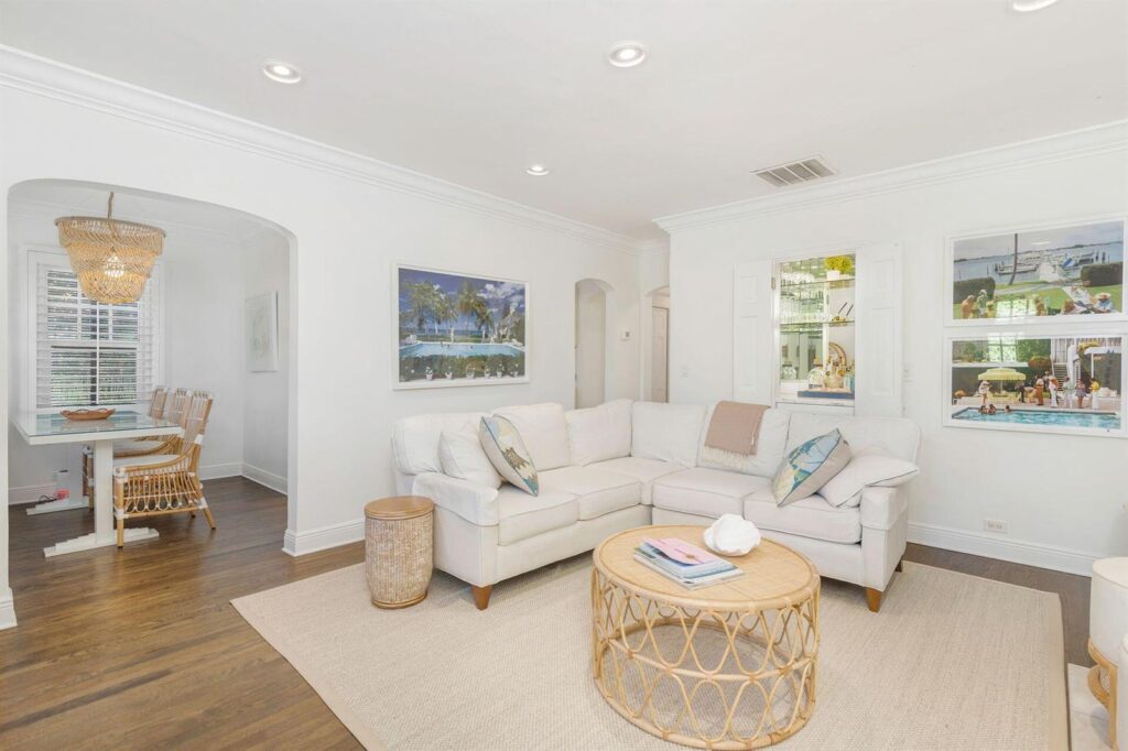 231 Cocoanut Row, Palm Beach FL 33480