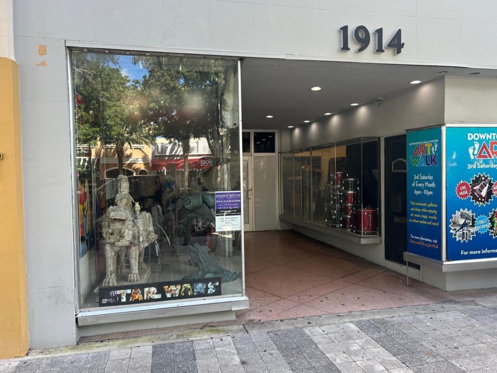 1914 Hollywood Boulevard, Hollywood FL 33020