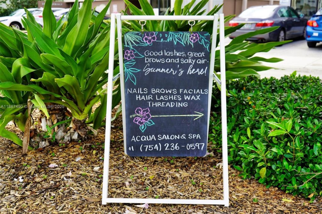 218 Commercial Blvd # 108, Lauderdale By The Sea FL 33308