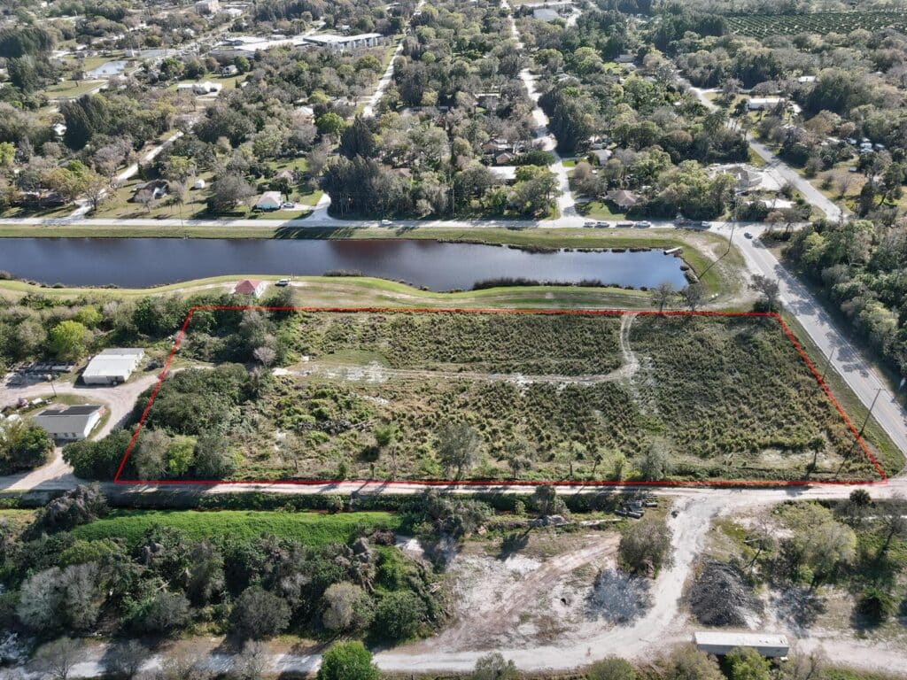 13765 99th Street, Fellsmere FL 32948